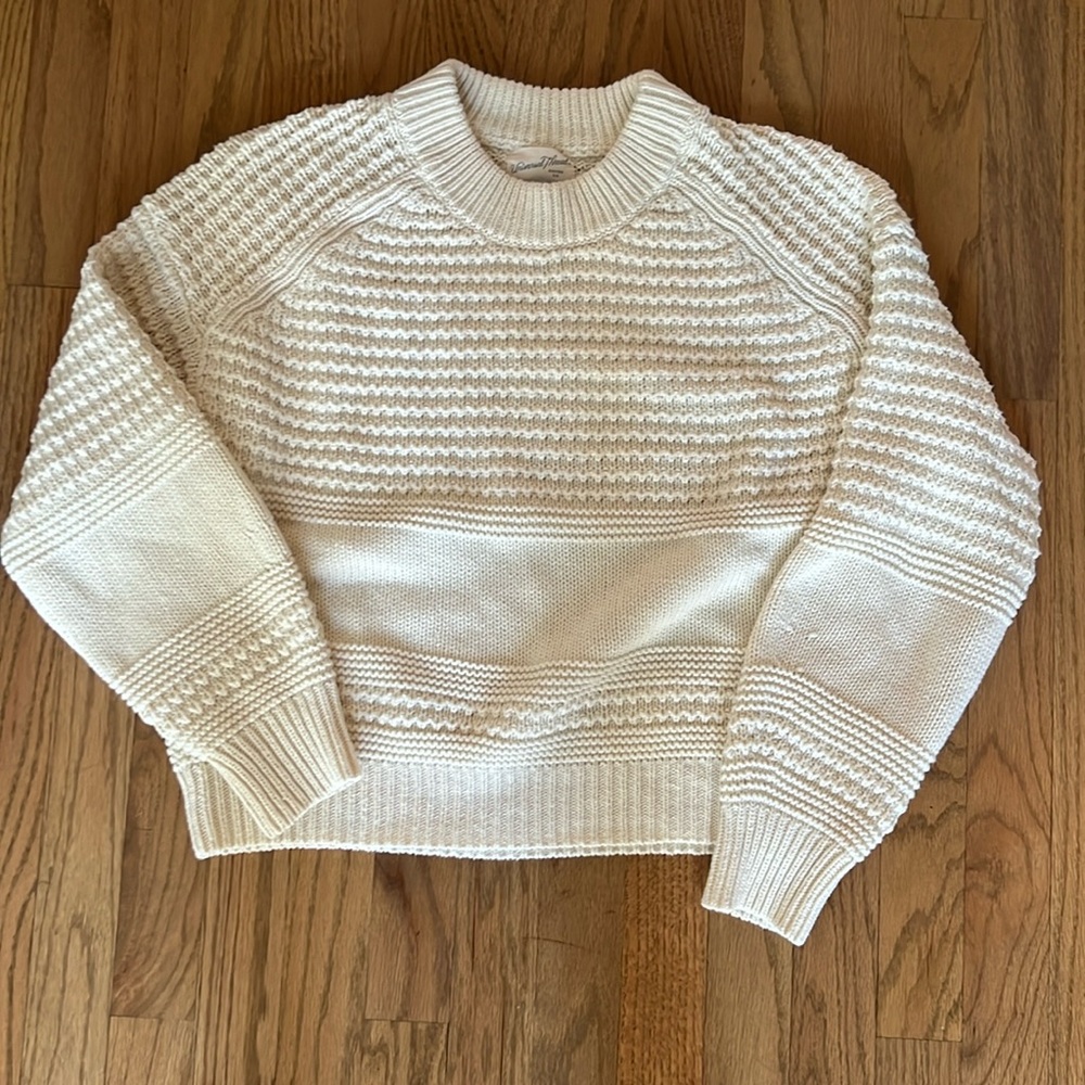 Universal Thread Cream Sweater